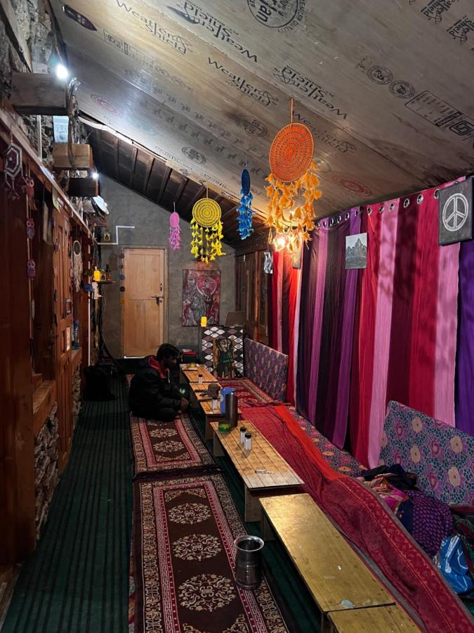 Old Brahma Homestay Kalgha Dış mekan fotoğraf