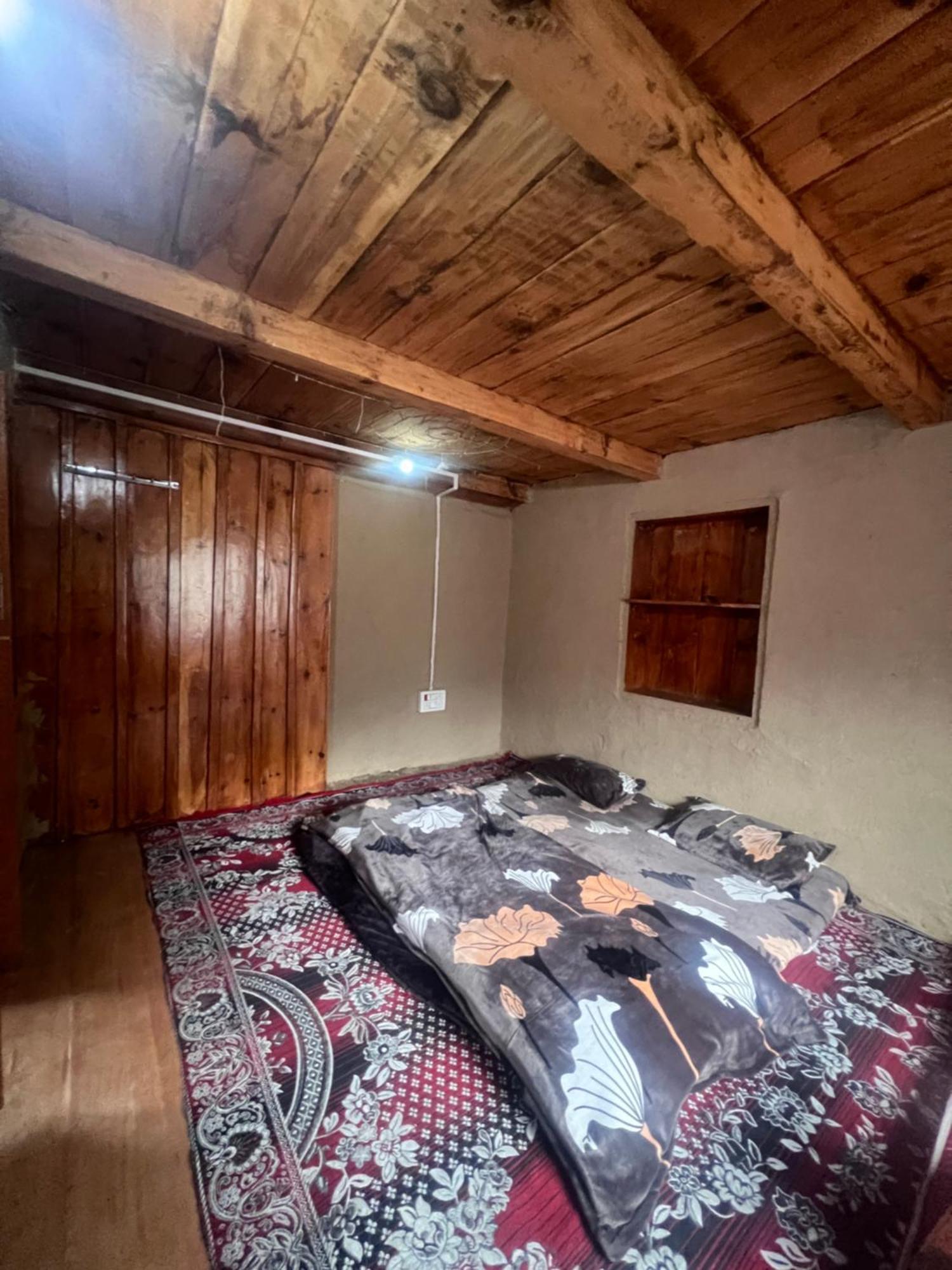 Old Brahma Homestay Kalgha Dış mekan fotoğraf